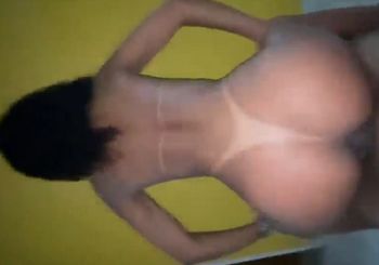 Novinha da marquinha que senta muito!!